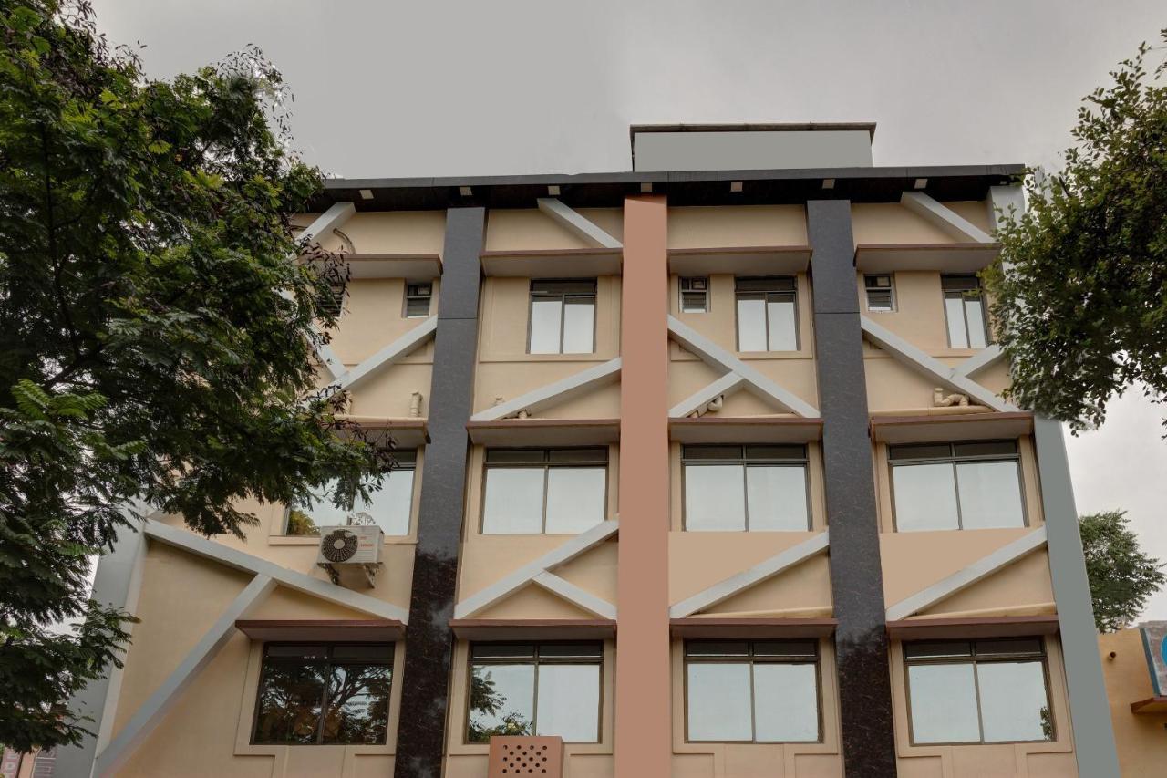 Oyo Hotel Satguru Jamshedpur Eksteriør bilde