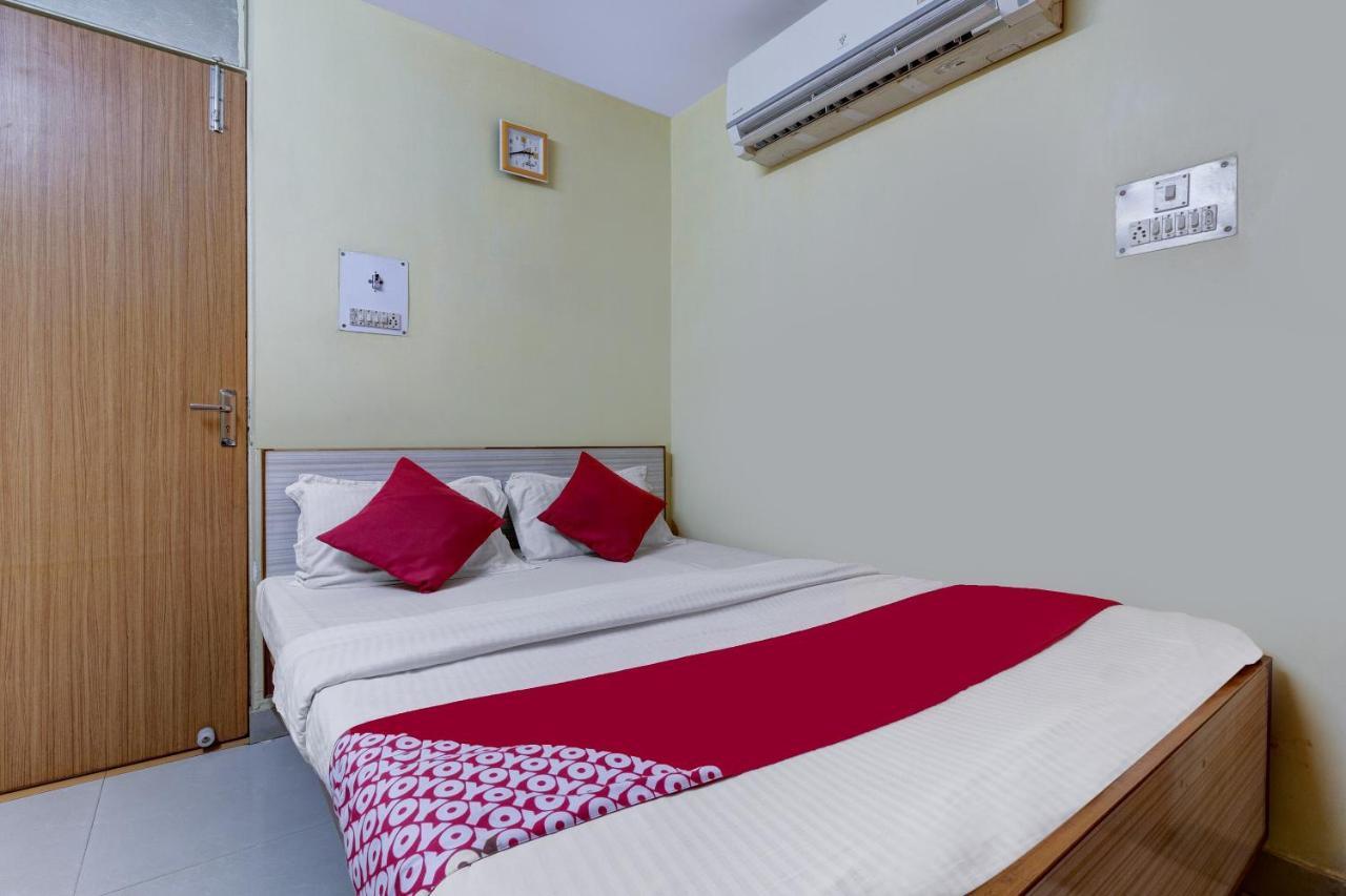 Oyo Hotel Satguru Jamshedpur Eksteriør bilde